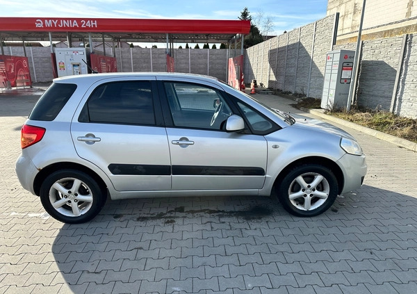 Suzuki SX4 cena 17500 przebieg: 205000, rok produkcji 2007 z Wrocław małe 379